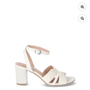 Nwt Time and Tru Women's Breaded Pearl Block Heel Sandal Woman’s Size 9
